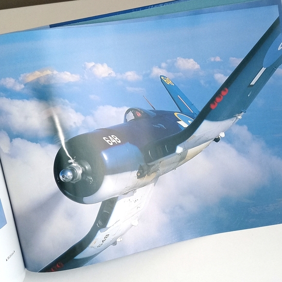 Flying Legends A Photographic Study of Combat Aircraft of WWII Hardback Book - Picture 4 of 16